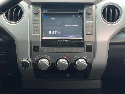 Used 2016 Toyota Tundra SR5 AWD/4WD image 19