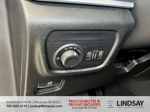 New 2025 Jeep Grand Cherokee Altitude image 30