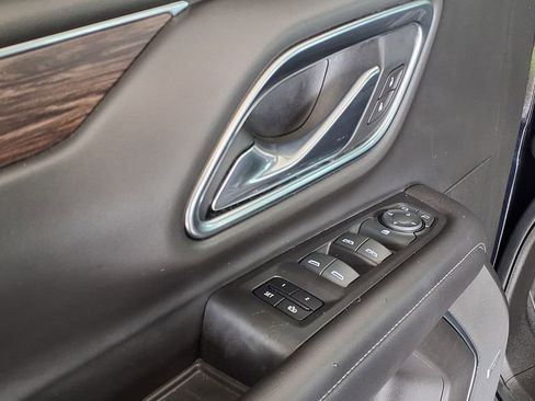 Used 2021 Chevrolet Tahoe LT RWD image 18