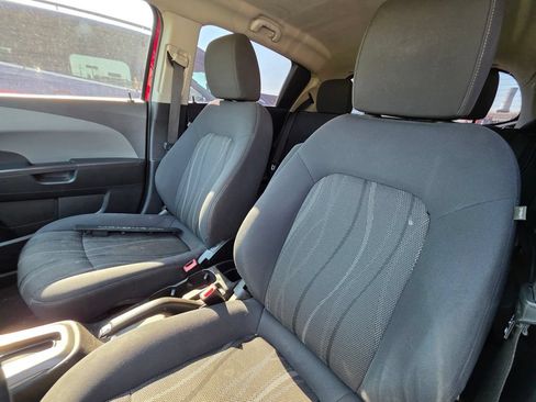 Used 2016 Chevrolet Sonic LT FWD image 7