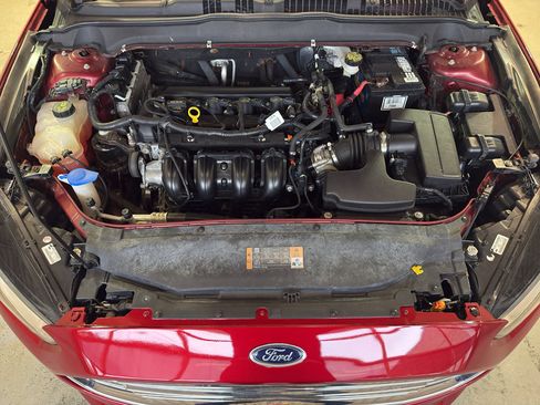 Used 2013 Ford Fusion SE FWD image 31