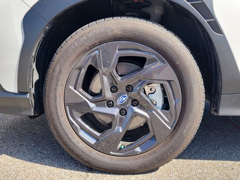 Certified 2025 Subaru Crosstrek 2.5i Sport image 9