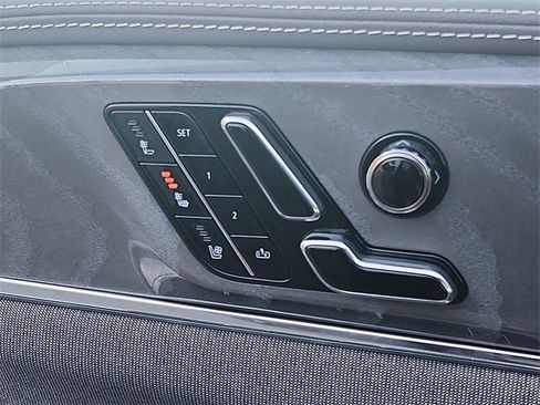 New 2025 Cadillac Escalade IQ Sport 1 w/ LPO, ONYX Package image 16