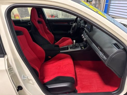 Used 2024 Honda Civic Type R image 25