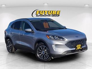 Certified 2022 Ford Escape Titanium video 1