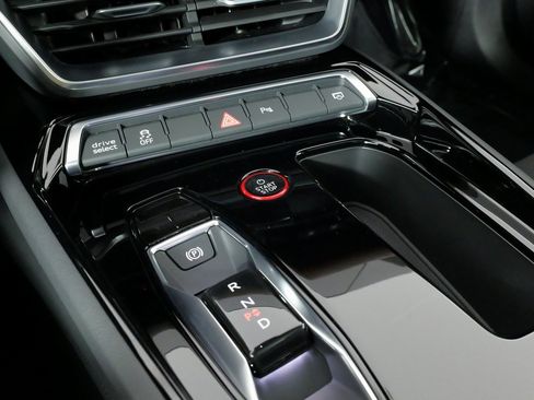 Used 2023 Audi e-tron GT Premium Plus image 59