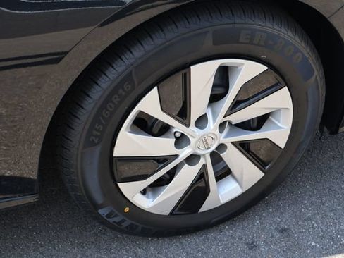 Used 2020 Nissan Altima 2.5 S FWD image 25