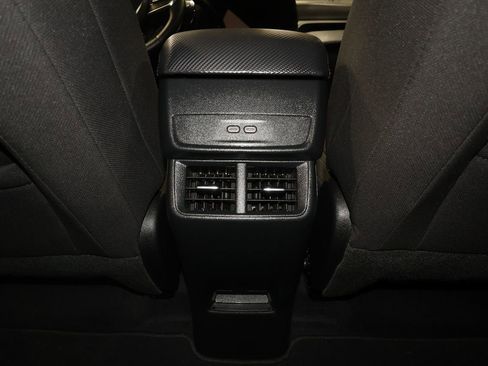 Used 2026 Chevrolet Equinox LT FWD image 31