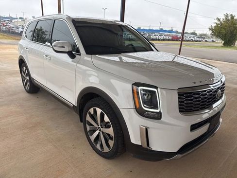 Used 2020 Kia Telluride EX w/ EX Premium Package FWD image 1
