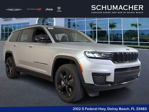 New 2025 Jeep Grand Cherokee L Altitude RWD image 1