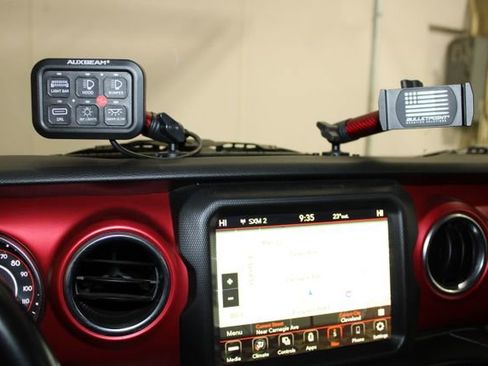 Used 2022 Jeep Wrangler Unlimited Rubicon image 21