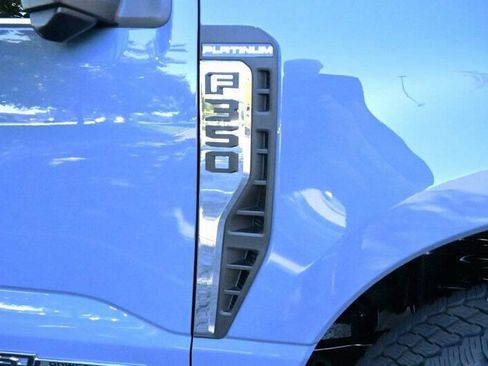 Used 2023 Ford F350 Platinum image 16