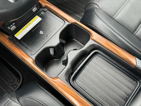 Used 2022 Honda CR-V Touring image 21