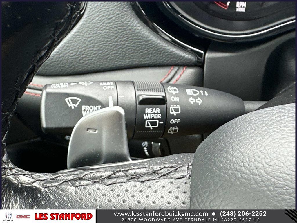 Used 2025 Dodge Durango R/T AWD/4WD image 26