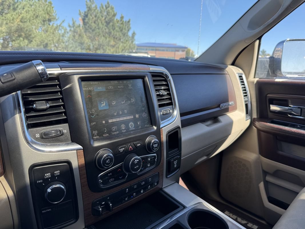 Used 2014 RAM 3500 Laramie AWD/4WD image 26