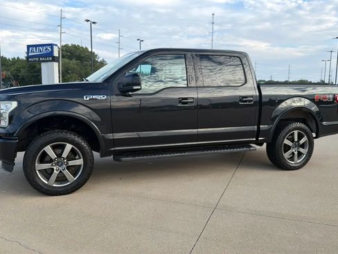 Used 2015 Ford F150 Lariat w/ Equipment Group 502A Luxury AWD/4WD image 6