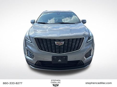 New 2026 Cadillac XT5 Premium Luxury image 2