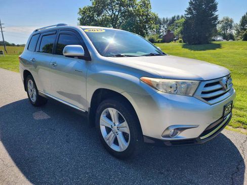 Used 2013 Toyota Highlander Limited AWD/4WD image 4