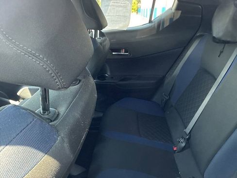 Used 2021 Toyota C-HR XLE FWD image 26