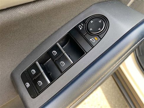 Used 2021 MAZDA CX-30 FWD 2.5 S image 9