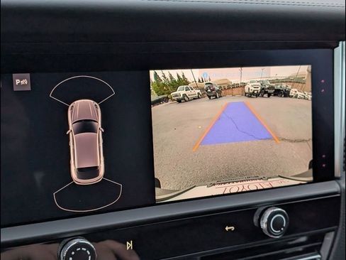 Used 2024 Porsche Macan Turbo image 19