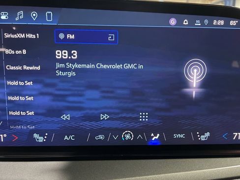 New 2026 Chevrolet Traverse LT w/ Midnight/Sport Edition AWD/4WD image 31