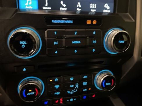 Used 2018 Ford F350 Platinum w/ Platinum Ultimate Package image 31