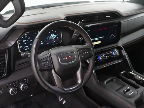 Used 2024 GMC Sierra 2500 AT4 w/ AT4 Preferred Package AWD/4WD image 20