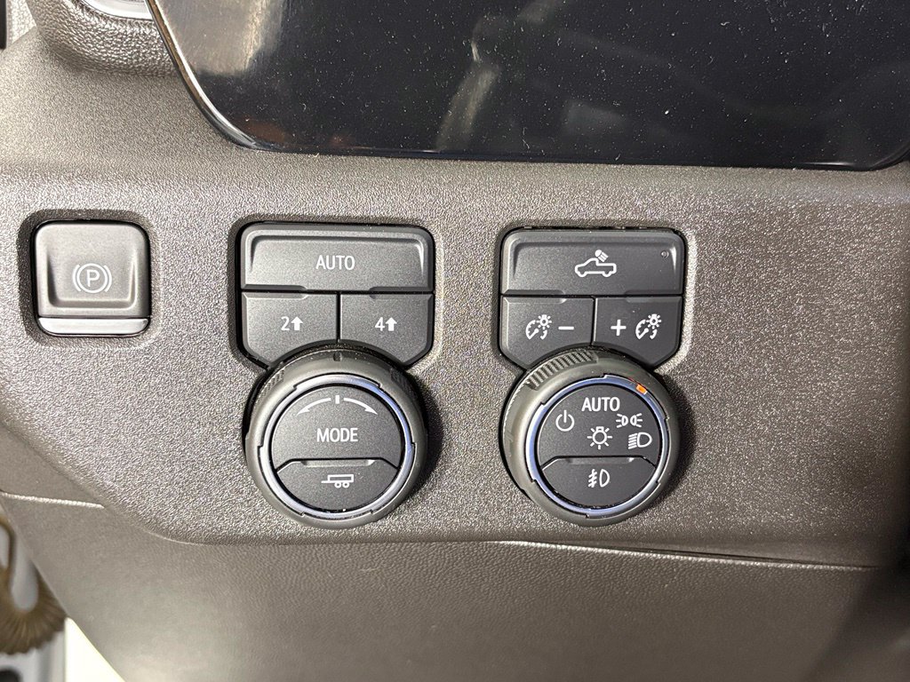 Used 2023 Chevrolet Silverado 1500 RST w/ Convenience Package II AWD/4WD image 20