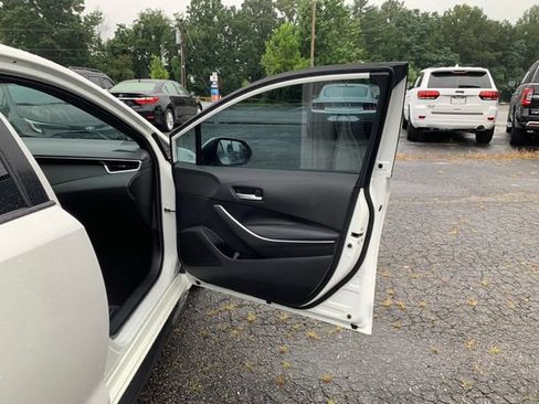 Used 2020 Toyota Corolla SE FWD image 14