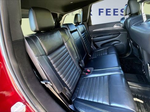 Used 2018 Jeep Grand Cherokee Limited image 25