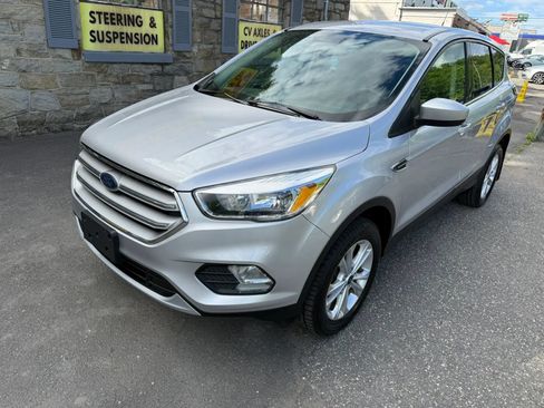 Used 2019 Ford Escape SE AWD/4WD image 6