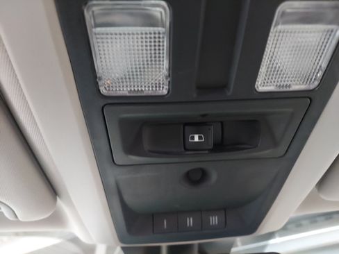 Used 2015 RAM 1500 Lone Star RWD image 18