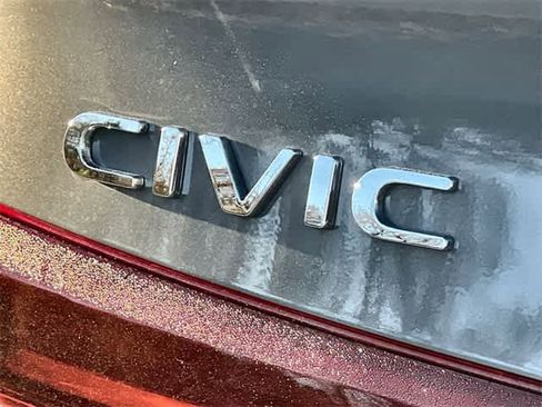 Certified 2025 Honda Civic Sport Touring image 8