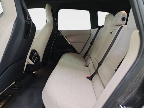 Used 2024 BMW iX xDrive50 w/ Premium Package AWD/4WD image 14