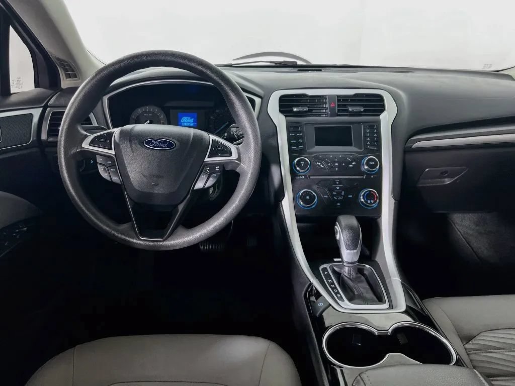 Used 2016 Ford Fusion S FWD image 21