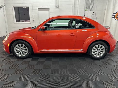 Used 2019 Volkswagen Beetle 2.0T S image 6