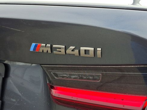 Used 2022 BMW M340i xDrive image 16