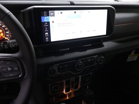 New 2026 Jeep Wrangler Unlimited Rubicon image 22