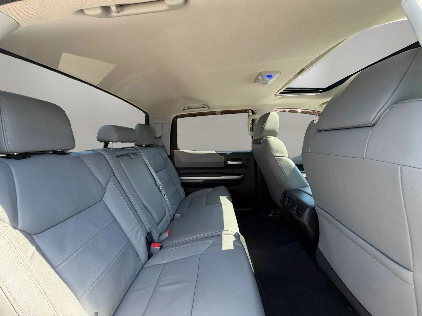 Used 2015 Toyota Tundra Limited RWD image 34