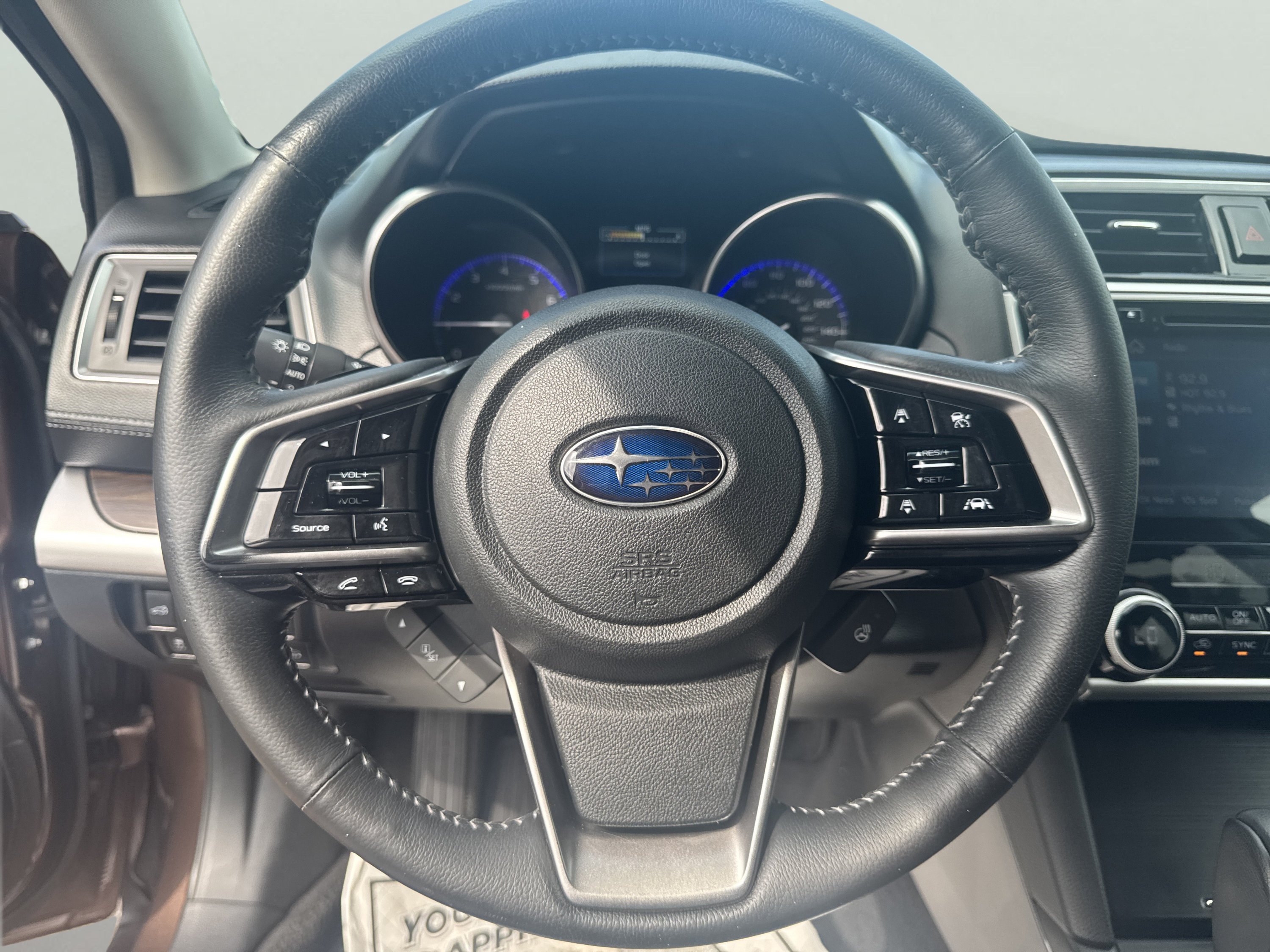 Used 2019 Subaru Outback 3.6R Touring AWD/4WD image 13