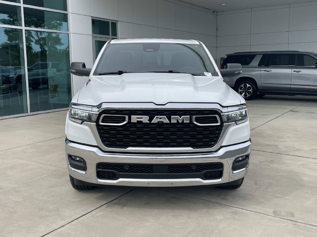 Used 2025 RAM 1500 Big Horn AWD/4WD image 7