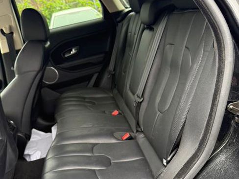 Used 2015 Land Rover Range Rover Evoque Pure Premium image 12