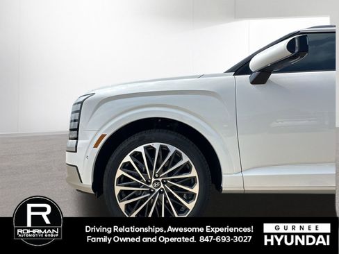 Used 2026 Hyundai Palisade Calligraphy image 13