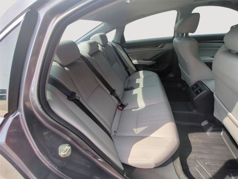 Used 2020 Honda Accord Touring image 33