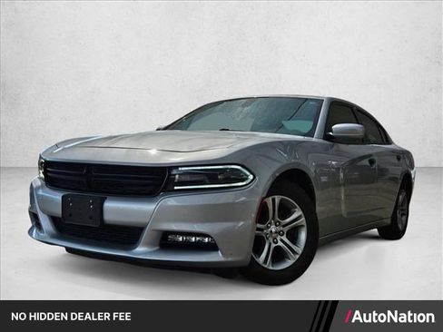 Used 2019 Dodge Charger SXT w/ Driver Confidence Group RWD image 1