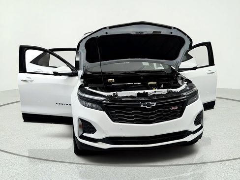 Used 2024 Chevrolet Equinox RS FWD image 15