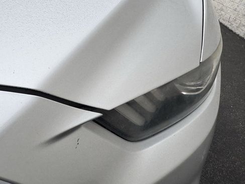 Used 2016 Ford Mustang V6 image 5