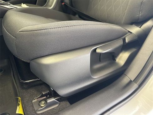 Used 2025 Toyota Corolla LE image 15