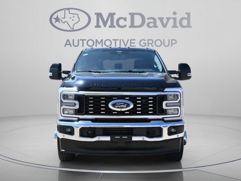 Used 2025 Ford F350 Lariat w/ Lariat Ultimate Package AWD/4WD image 13